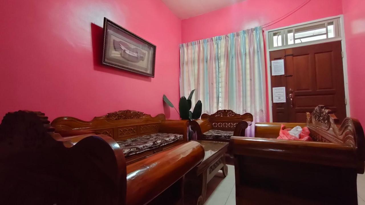 Zulaikha'S Homestay Ulu Tiram Johor Bahru Zewnętrze zdjęcie